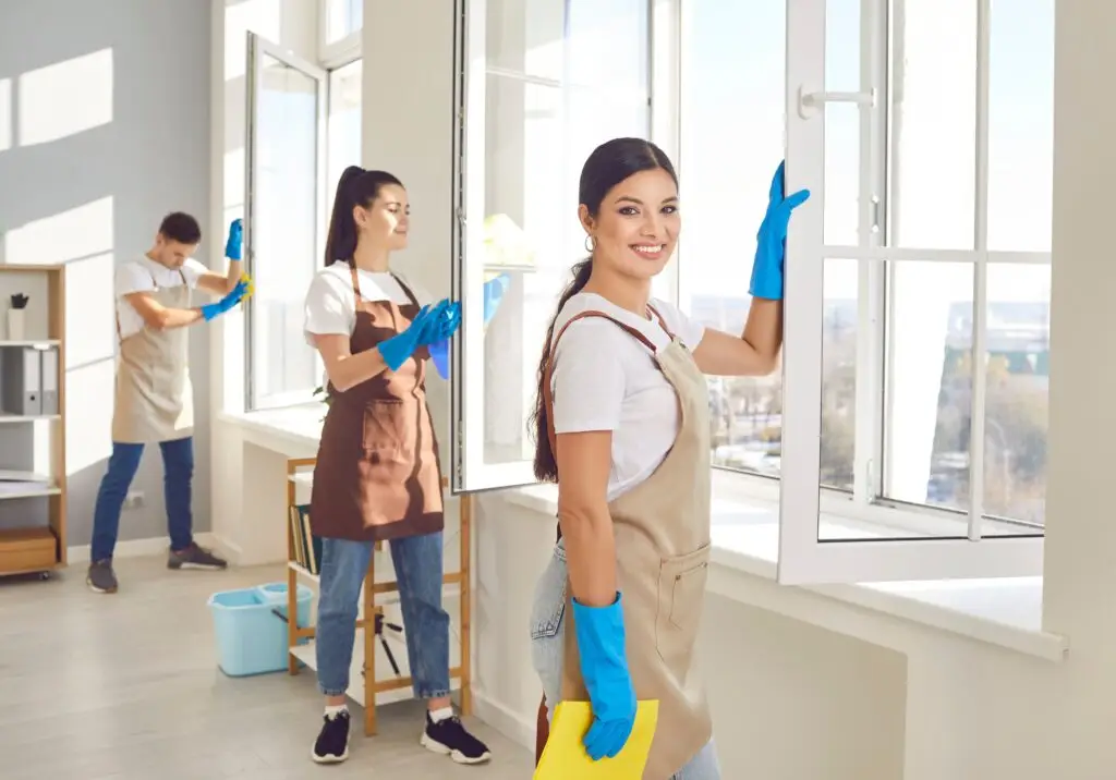 FlytteAlt leverer grundig flyttevask med fornøydgaranti.